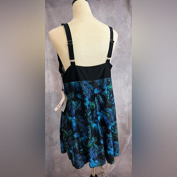 NEW PERONA Women's Plus Size One Piece Twist Wrap Top Swimsuit Bathing Suit 20W - Picture 8 of 11